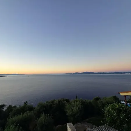 Διαμέρισμα Infinity Blue Αγνί