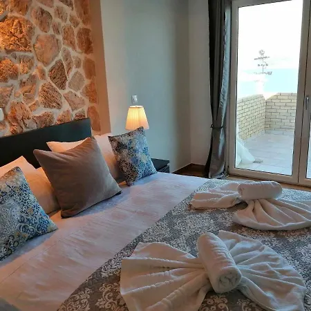 Infinity Blue Apartment *