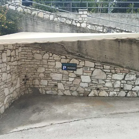 Infinity Blue Αγνί