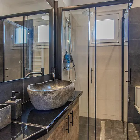 Διαμέρισμα Infinity Blue Αγνί